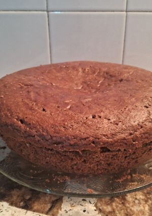 Una foto de Torta de chocolate y queso philadelphia rellena con mermelada de zapallo