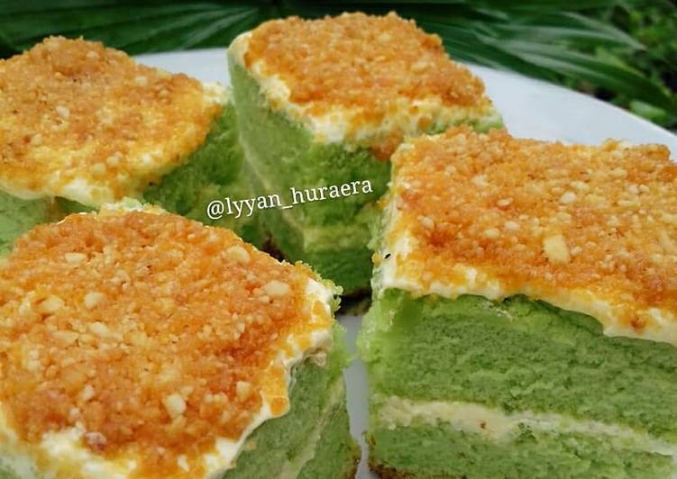 Pandan nougat cake
