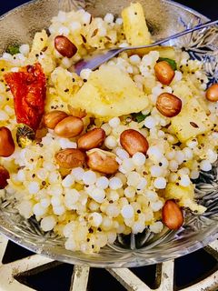 साबूदाना खिचड़ी (sabudana khichdi recipe in Hindi) रेसिपी मुख्य फोटो