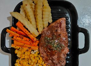 Foto resep Rib eye steak with mushroom sauce