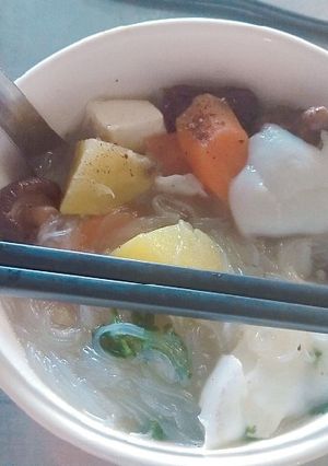 Hình của món Miến canh dừa rau củ chay (Lẩu sen dừa chay).