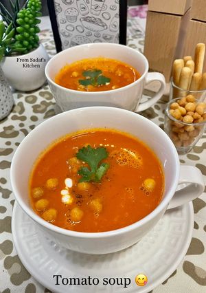 A picture of Tomato soup.