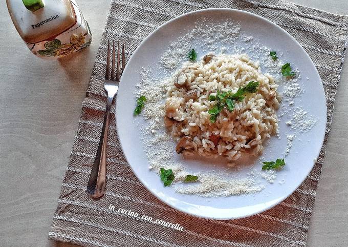 Guida passo passo a Preparare Premiato Risotto ai funghi porcini 🍚🍄