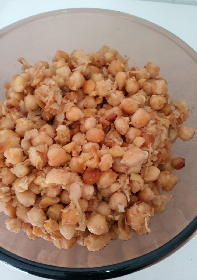 Una foto de Garbanzos con cebolla y puerros