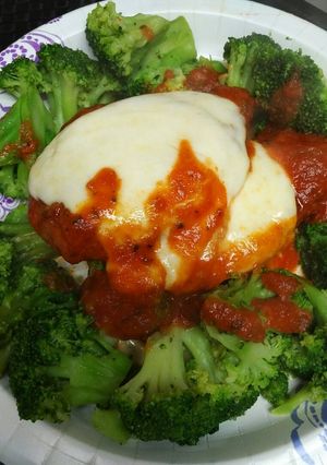 A picture of Chicken Mozzarella with Broccoli.