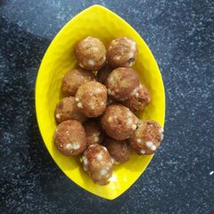 A picture of Sabudana aloo pakoda.