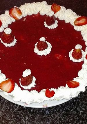 Foto principal de Tarta de fresa naturales en hojaldre