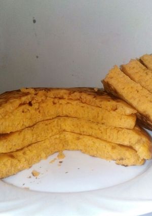 A picture of Fluffy pineapple flavored pancakes.