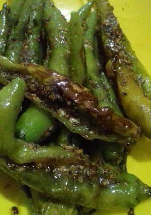 A picture of Instant green chillies pickle.