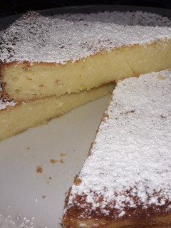 Una foto de Torta de ricota súper húmeda y fácil