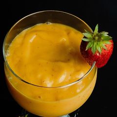 A picture of Mango Strawberry Smoothie.