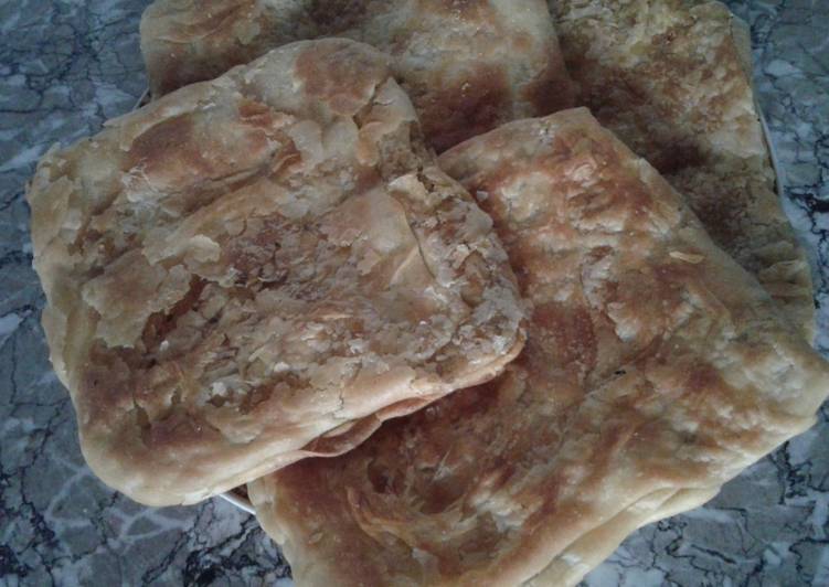 مسمن في الفرن بحشوة البريوات