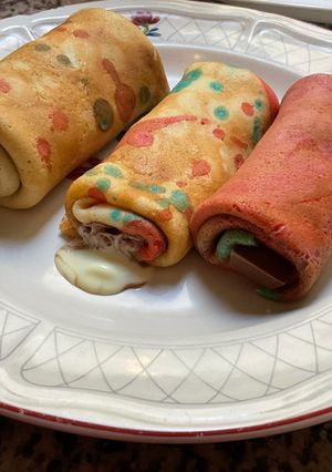 Une photo de 🍫🥞Colors 🍭crêpes🍡🍥🍿
