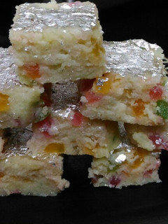 A picture of Leftover Rice Barfi.