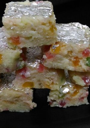 A picture of Leftover Rice Barfi.