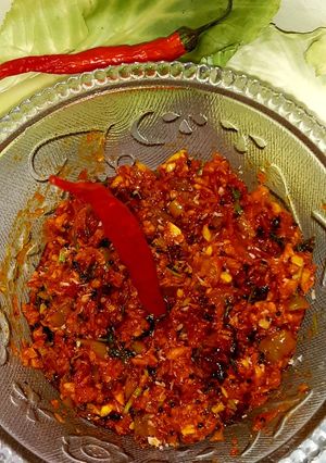 મરચાં-ટામેટાનું ભરથું(chilly tomato bhartha recipe in Gujarati) રેસીપી મુખ્ય ફોટો