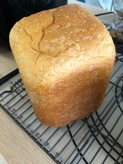 Una foto de Pan de Avena, Suero de Leche  y Fibra de Gluten, en Panificadora