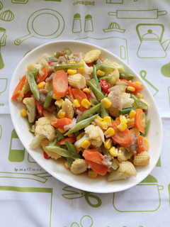 Foto resep Tumisan macam2 Sayur & Bakso