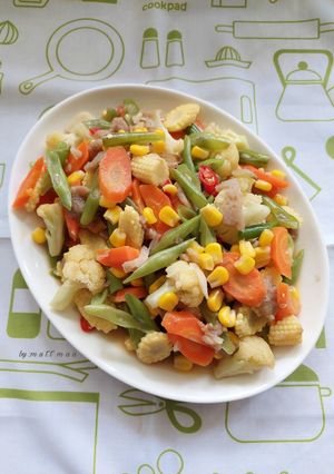 Foto resep Tumisan macam2 Sayur & Bakso
