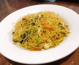 Resep Populer Bihun Goreng Yummy Mantul