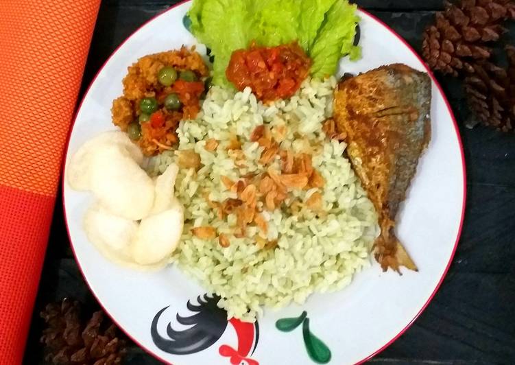 183. Nasi Uduk Ijomud (W/ ekstrak pokcoy)