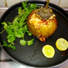 A picture of Stuffed baigan.