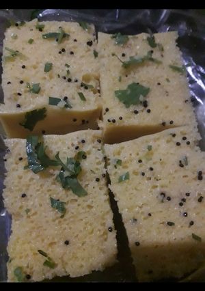 A picture of Dhokla.