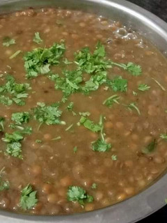 मोठ की दाल (Moth ki dal recipe in Hindi) रेसिपी मुख्य फोटो