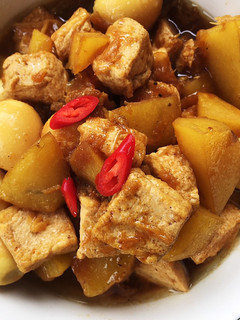 Foto resep Semur Telur Puyuh Kentang Tahu