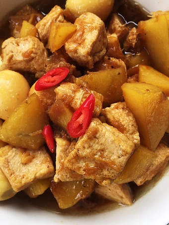 Cara Gampang Membuat Resep Semur Telur Puyuh Kentang Tahu yang Enak Banget Anti Ribet, Mantap