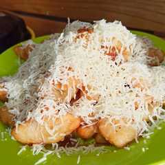 A picture of Pisang Keju.