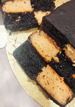 A picture of Battenberg Cake.