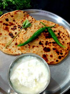 आलू के परांठे रेसिपी मुख्य फोटो
