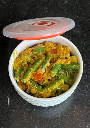 A picture of Aachari Bhindi / Okra.