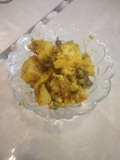गोभी मटर आलू की सब्जी(Gobhi matar aloo ki sabzi recipe in Hindi) रेसिपी मुख्य फोटो