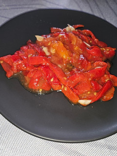Una foto de Ensalada de pimientos exprés