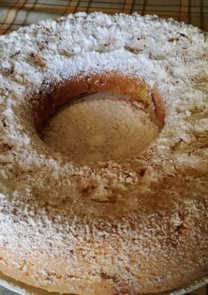 Foto di Ciambella all'acqua con cioccolato bianco