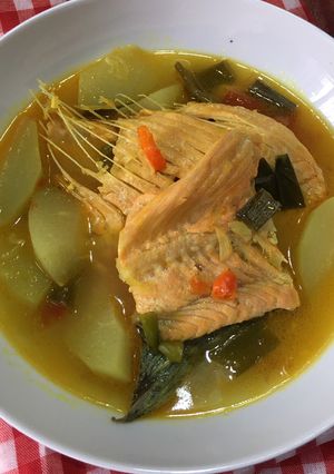 Foto resep Sup Tulang Salmon