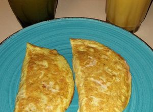 Una foto de 🍅OMELETTE SENCILLO 🍅