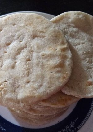 A picture of Mini pizza base without yeast.