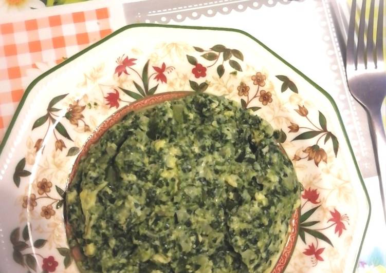 Revuelto de espinacas y huevo