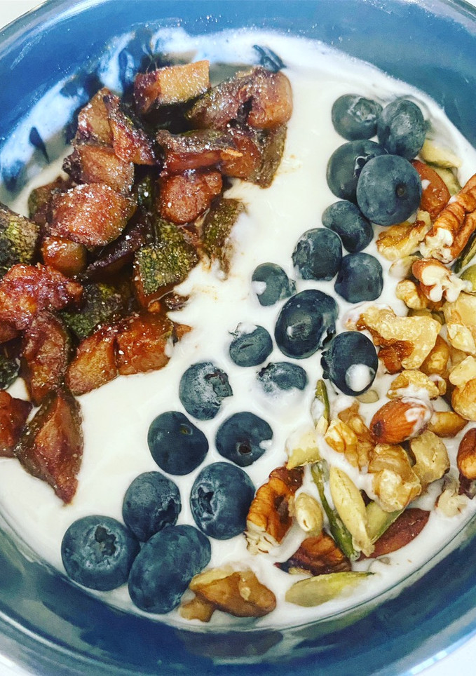 Una foto de Tazón de yogurt kefir con calabazas dulces