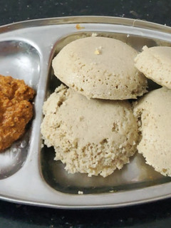 தினை இட்லி(thinai idly recipe in tamil) செய்முறை முக்கிய புகைப்படம்