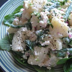 A picture of Baby Spinach & Potato Salad.