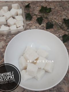 Foto resep Lontong / Ketupat Magic Com