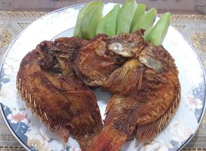 Foto resep Mujair goreng lalapan labu n sambel kemangi🐳🌿