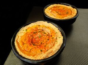 Foto principal de Hummus {crema árabe de garbanzos y tahini}