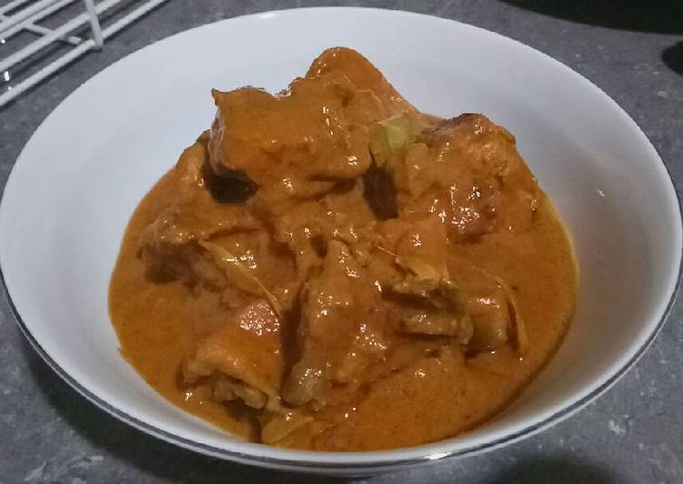 Bagaimana Menyiapkan Rendang ayam yang Bisa Manjain Lidah