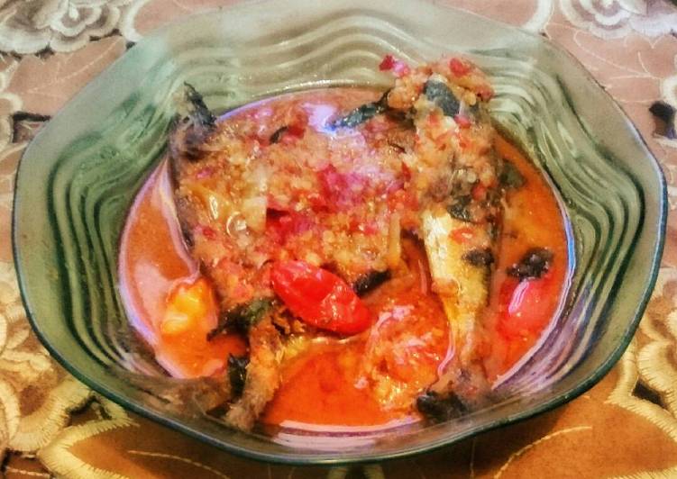 Resep Ikan Kuah Kemangi Pedas yang praktis