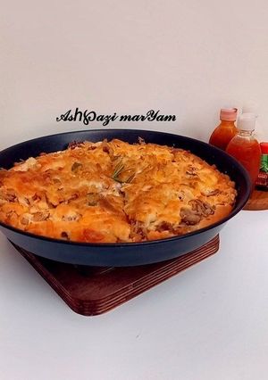 عکسی از دستور پیتزا قارچ و گوشت🍕